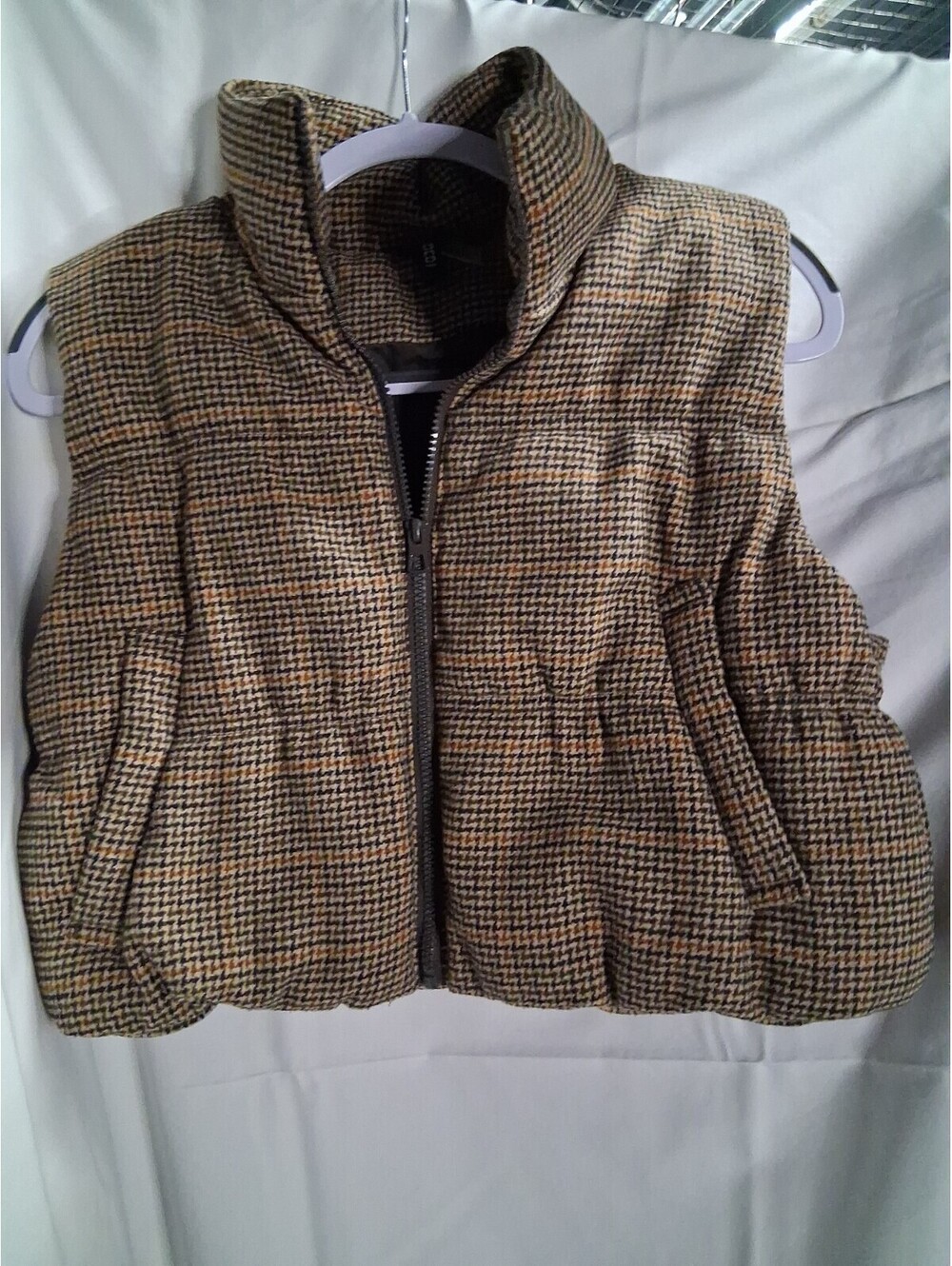Divided Womens Brown Houndstooth Puffer Vest Cropped Quilted Zip Up Small L2